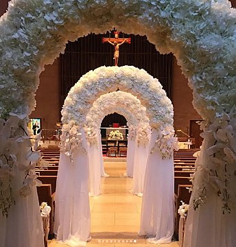 Wedding Arch - 92'' - Frosted Silver